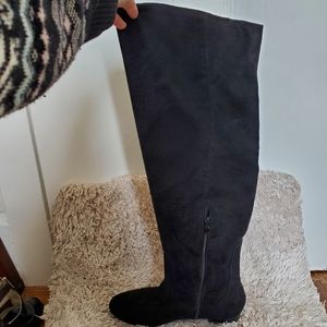 Knee high black suede boots Size 5